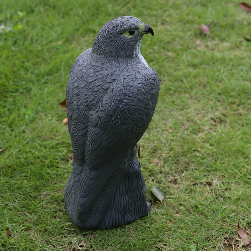 Realistic Falcon Scarecrow Animal Garden Decor Rabbit Bird Repeller Pest Control