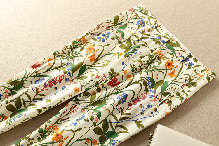 

Women Pants Cotton Satin Floral Print Pants Feet Slim Slim Pants