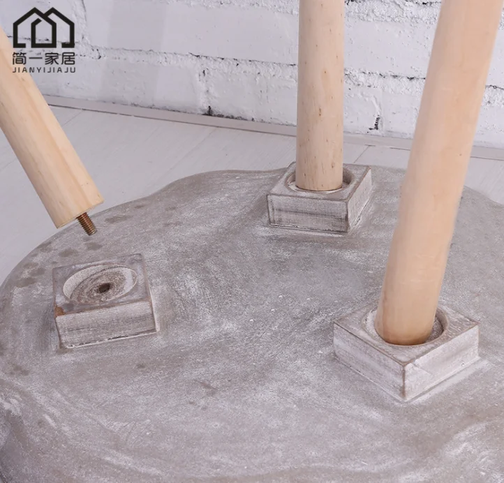 Nordic round solid wood coffee table retro sofa small coffee table side table creative home small table flower pot stand