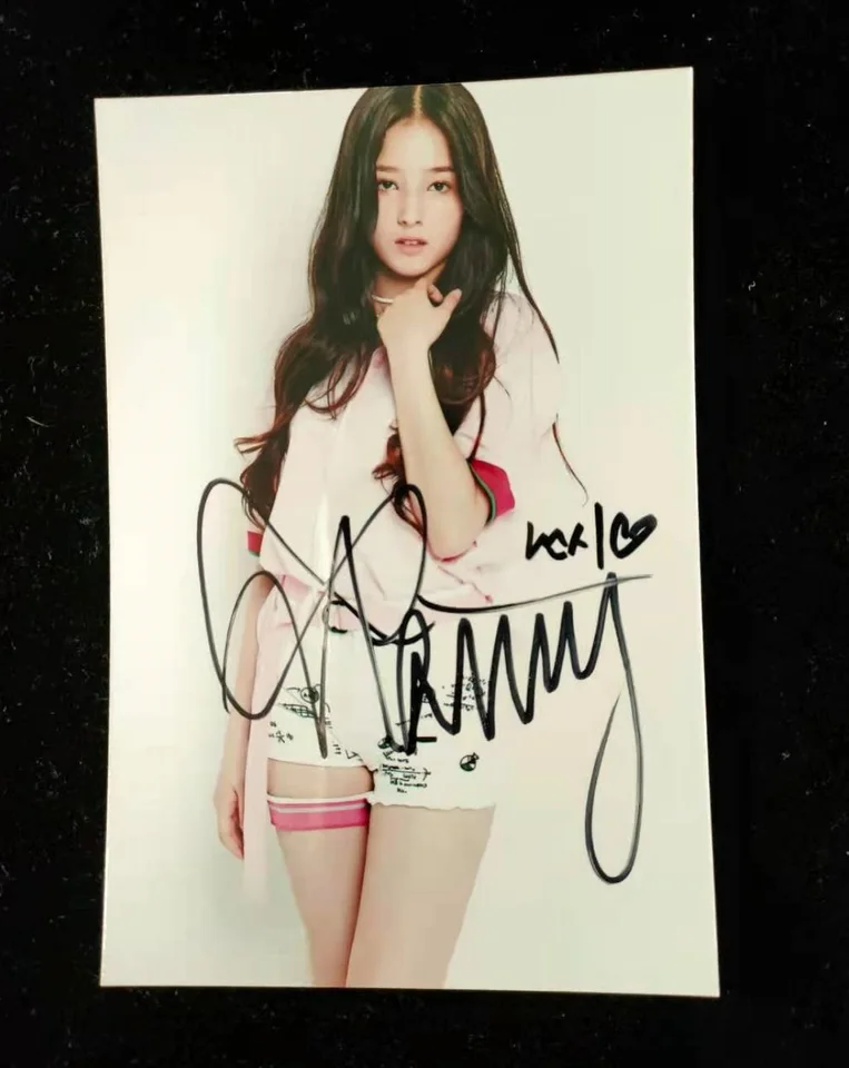 signed MOMOLAND NANCY autographed original photo 4*6 inches