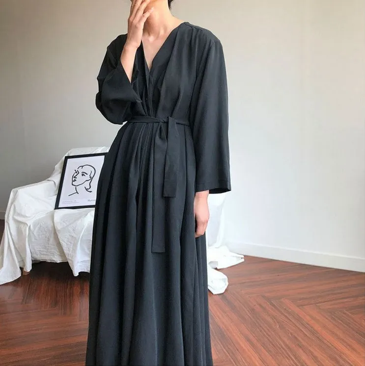 

2019 Korean Spring Long Sexy Shirt Dress Women V-Neck Full Sleeves Vestido Belt Vintage Plus Size Robe Femme Elegant Dress