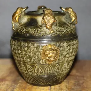 Image for China brass gold toad jar crafts statue 