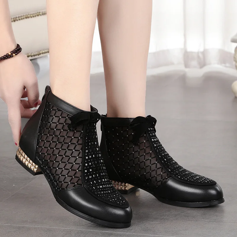 

2018 Spring New Style Europe And America Low Heel Flat Black Lace Net Boots Large Size Shoes Comfortable Versatile 35-43 Sandal