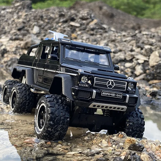 1:28 Benz G63 6*6 Tyre Off-Road Vehicle Alloy Car Diecasts & Toy Vehicles Car Model Off-Road Vehicle Car Toys For Children Gift 1