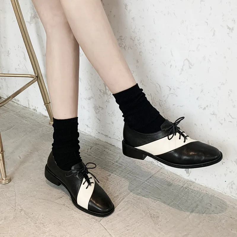 

2019 Spring New Style Genuine Leather Retro Square Head Alice Head Bandage Cloth Leather Shoes Black And White Spell se sen WOME