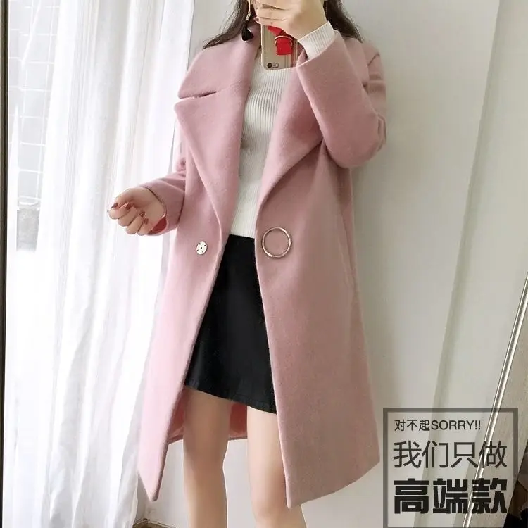 

2020 new female woolen coat large lapel white long cocoon loose woolen coat