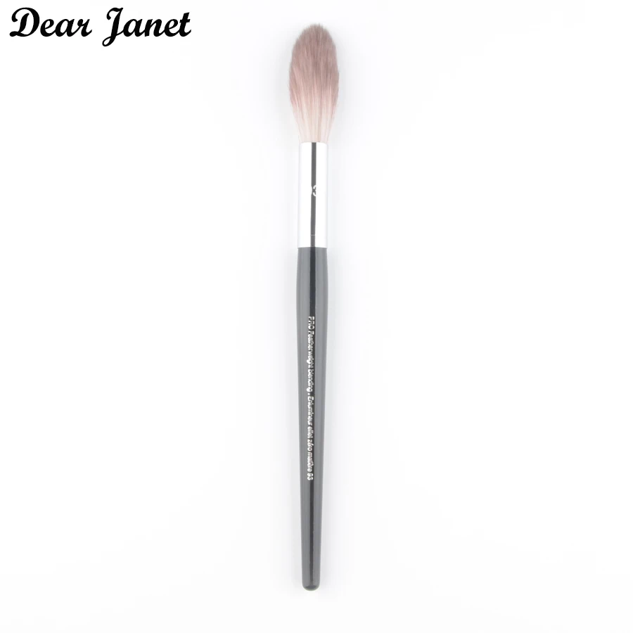 

1pc Highlighter Makeup brush #93 Pro Featherweight Blending brush Powder fan cosmetic tool professional