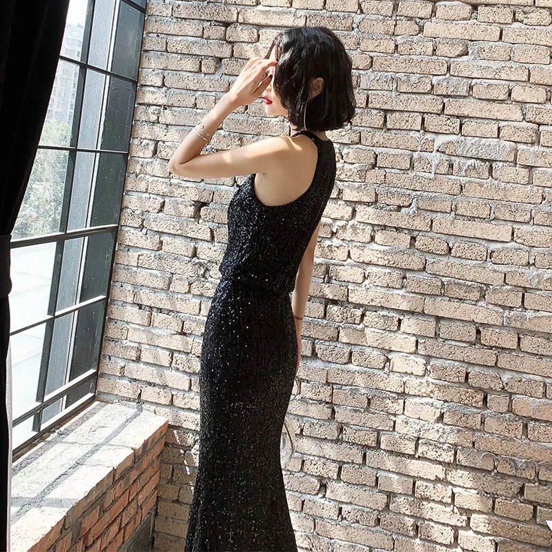 Это YiiYa вечернее платье черное элегантное Холтер без Рукавов robe De Soiree K127 размера плюс Русалка Длинные официальные платья для женщин