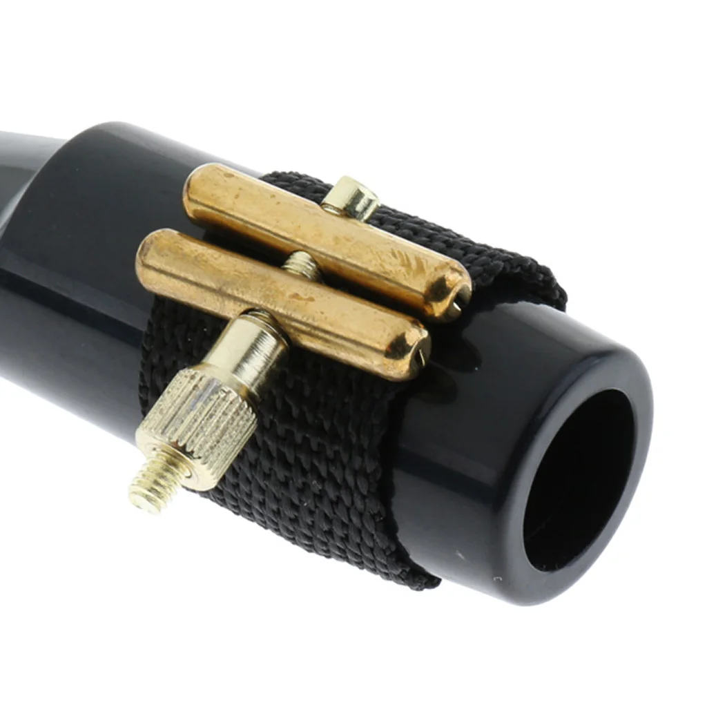 

Durable Professional Saxophone Plastic Mouthpiece, Ligature Clip in Soft Circular Shape for Band