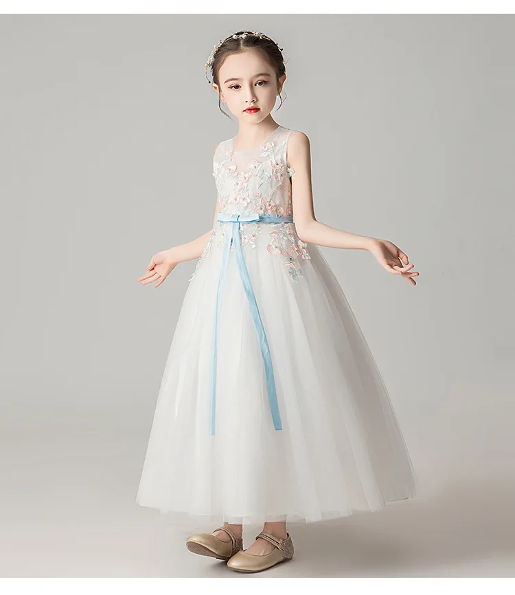 10817210657_1152233505