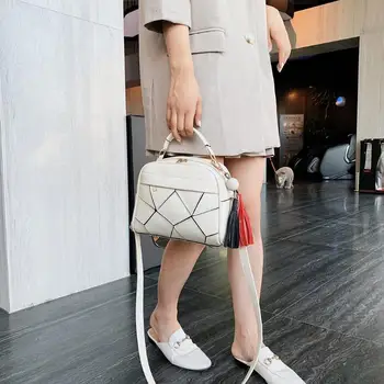 

PU Leather Small Shoulder Messenger Bags For Women 2020 Tassel Totes Zipper Top-handle Crossbody Bag Female Travel Mini Bags