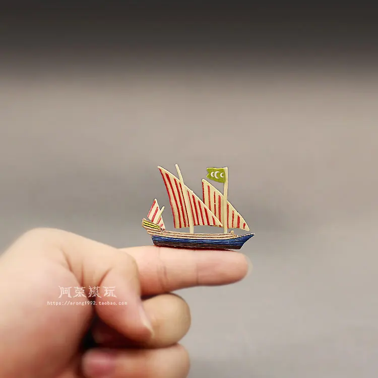 Miniature Model Mini Pirate Ship Sea Yacht Ocean Pleasure Boat Retro  Triangular Sailboat Decoration Action Figure Figurine Toys