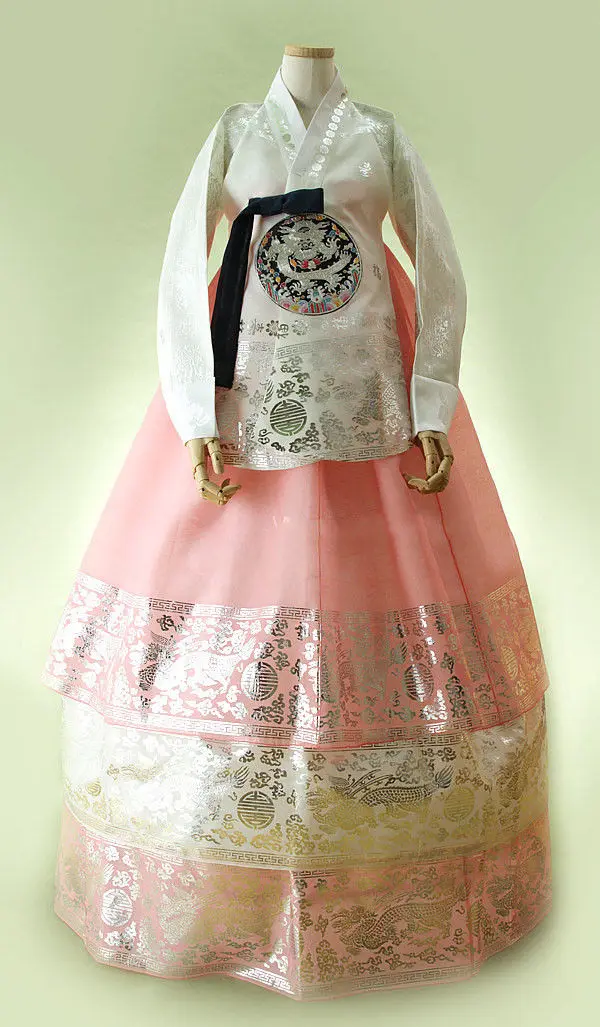 Многоцветная традиционная корейская одежда для женщин Национальный костюм