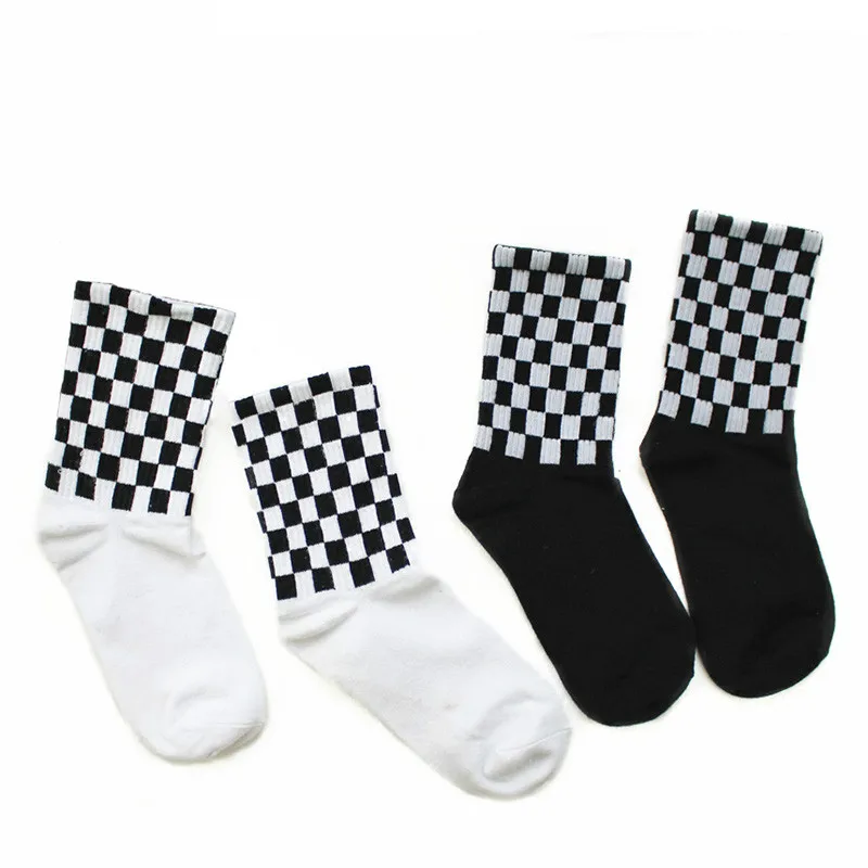 Женские носки для скейтборда с черно-белыми квадратами. Шикарные Harajuku шахматные носки для HipHop Sox, длинные носки для мужчин Meias