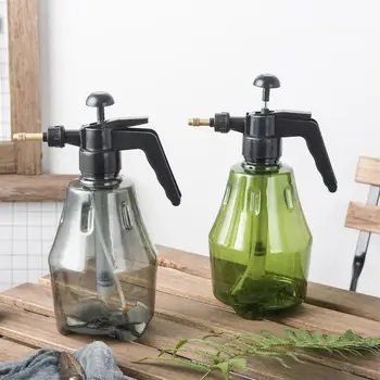 

1.5L Large Capacity Empty Plastic Hand Pressure Spray Bottle Garden Plant Watering Dispenser Refillable Bottle Garden Supplies