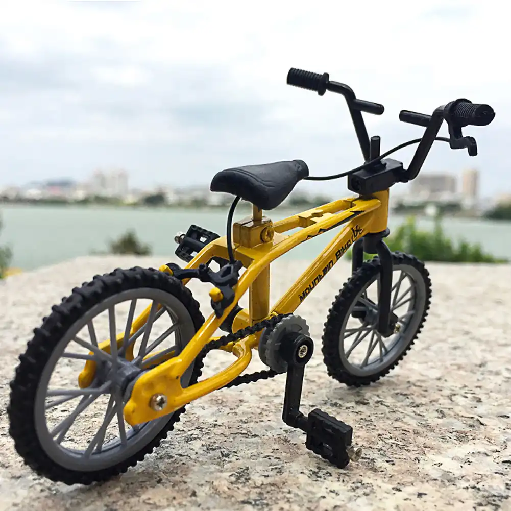 fixie toys