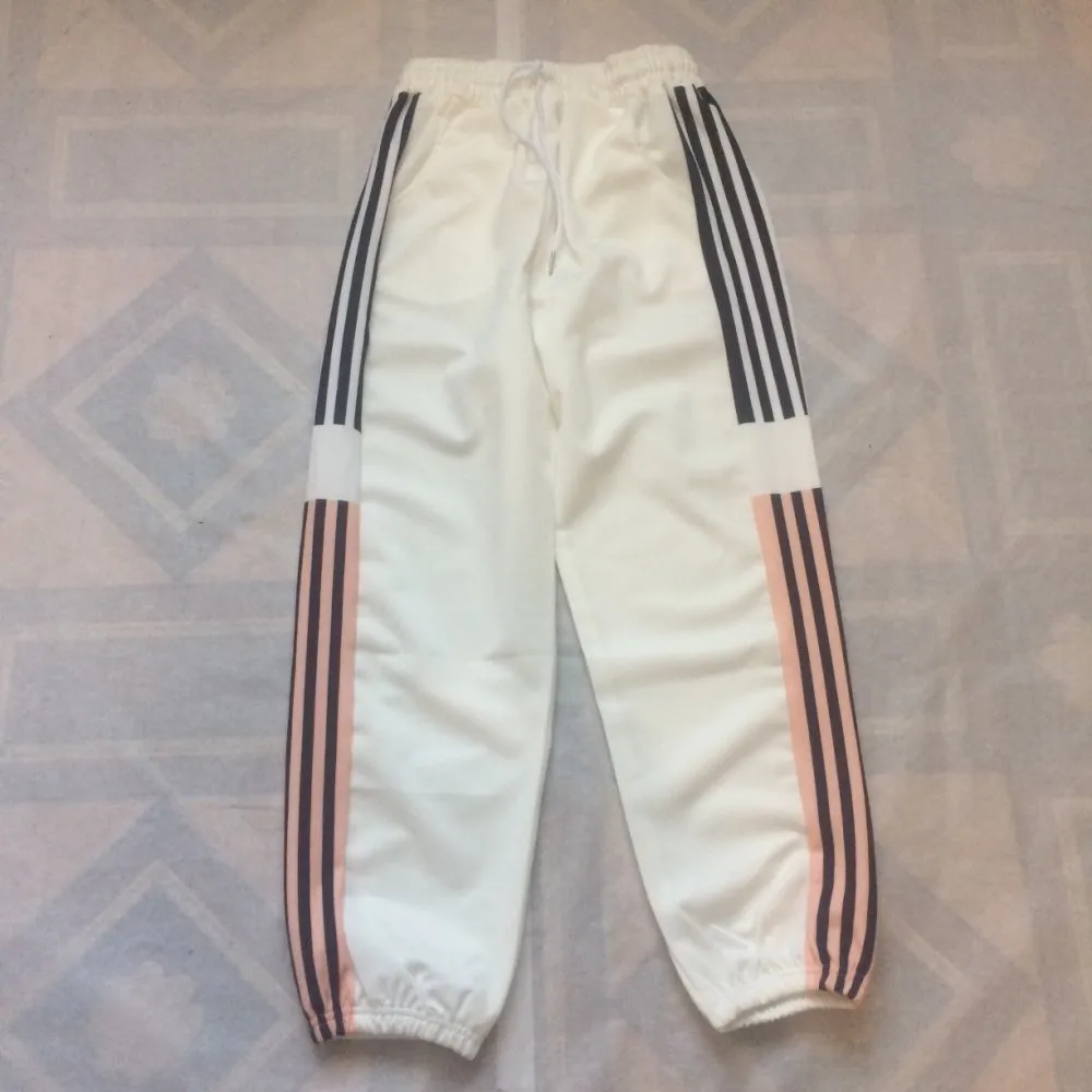 Ub063dce3a0df4e99b59d04444efbe235O