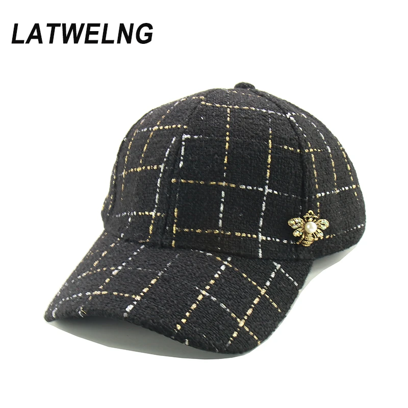 

Luxury Brand Fashion Bee Baseball Caps For Women White And Black Plaid Hats Elegant Autumn Winter Visor Cap Wholesale
