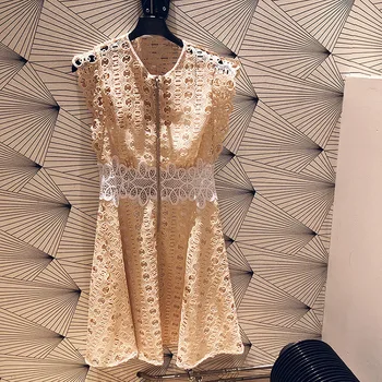 

Women Dress Spring / Summer 2020 Elegant Sweet Lace Trim Sleeveless Dress