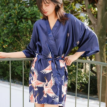 

Imitation Silk Bathrobe for Women 2020 Summer Sleepwear Thin Homewear with Belt Half-Sleeve Mini Bath Robe Printed Nightwear