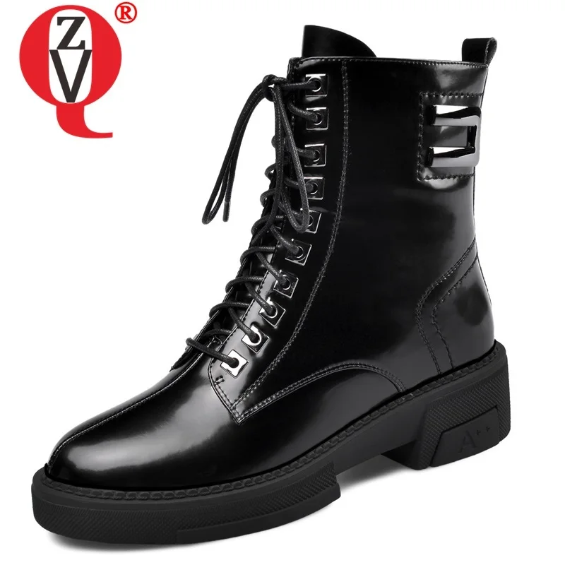 boots with steel toe on outside