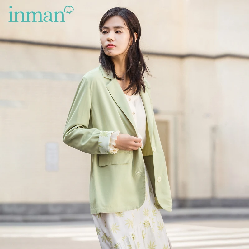 

INMAN 2020 Spring New Arrival Literary Retro Style Office Lady Flower Print Contrast Color Folded Sleeve Loose Style Women Suit