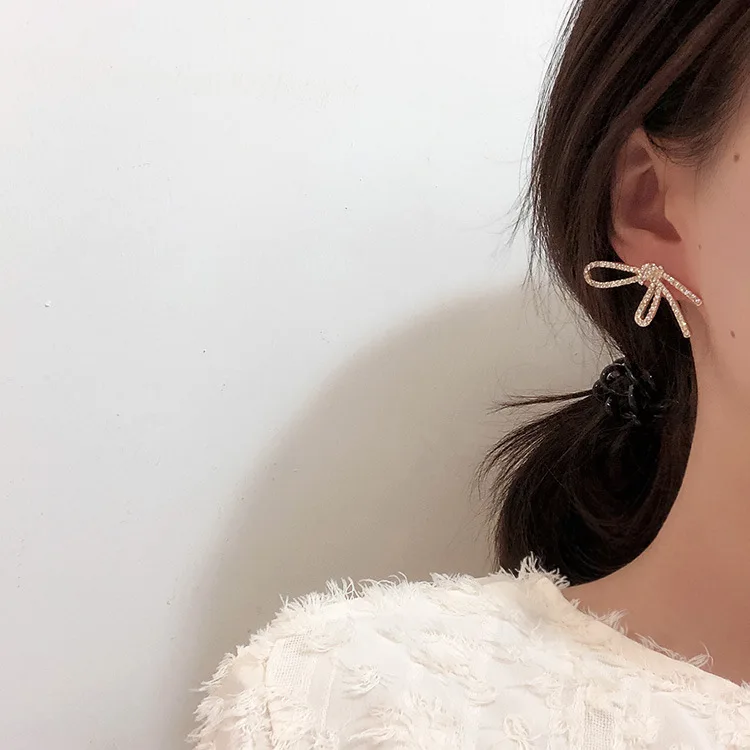 2019-nouveaut-m-tal-Vintage-Bowknot-femmes-Dangle-boucles-d-oreilles-cor-enne-f-e-temp (2)