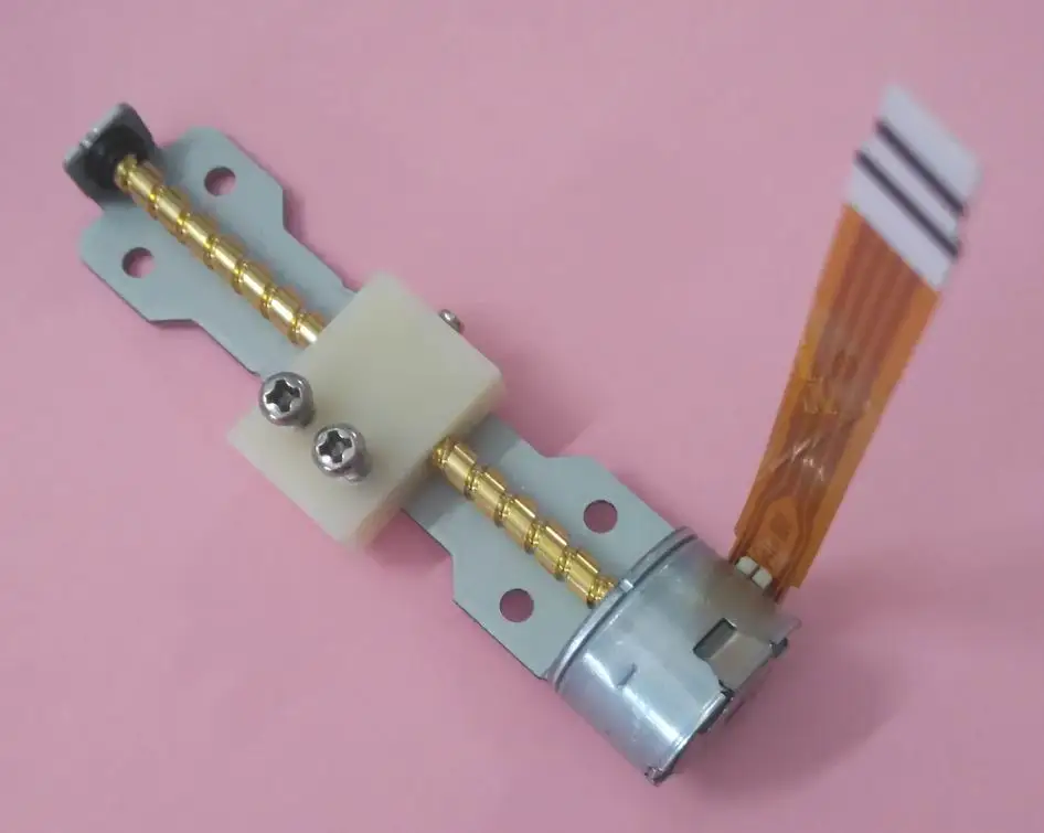 

Y15-50a Optical Drive Step Motor with Screw Rod Slider Nut Two-phase Four Wire System
