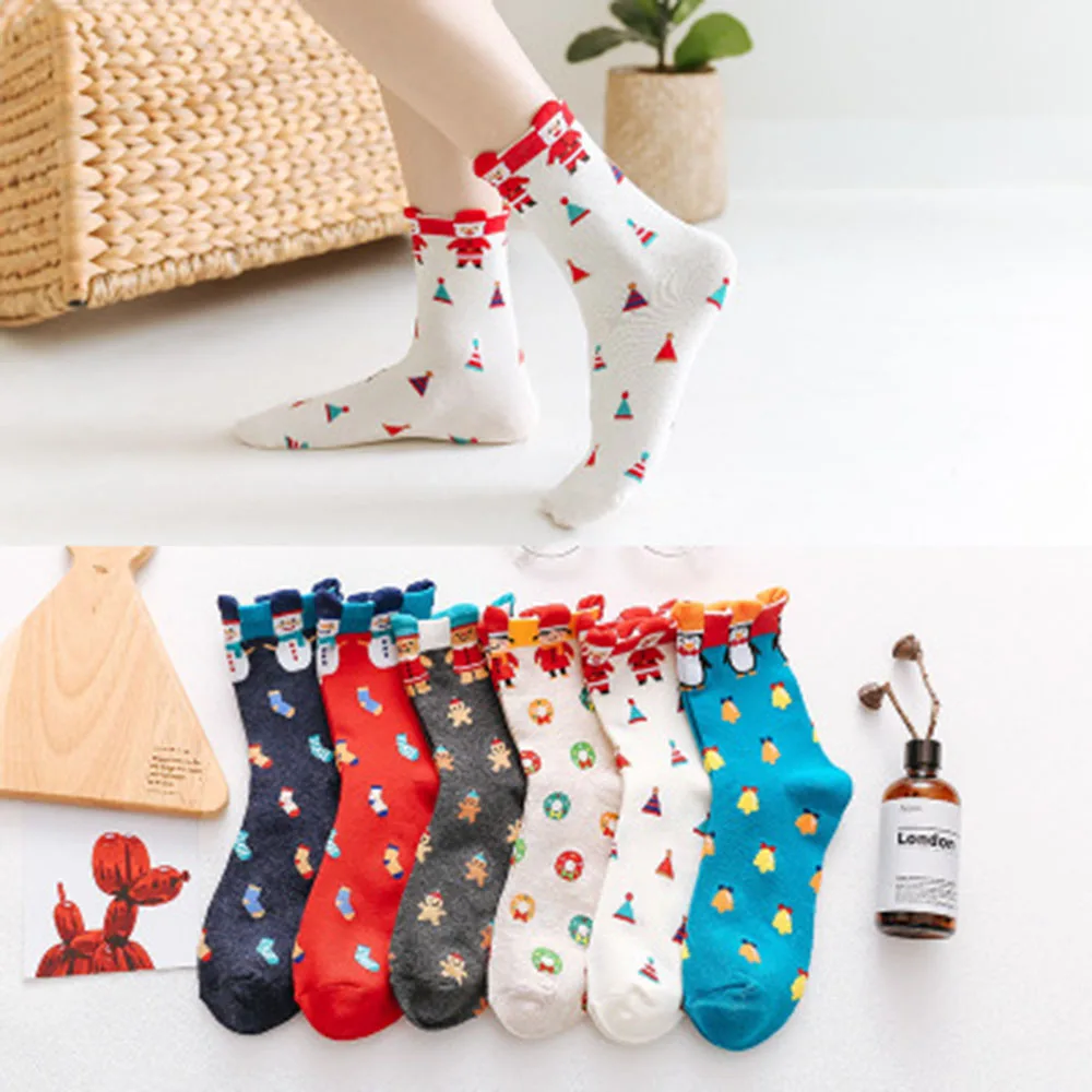 

1Pair Socks Female Cartoon Christmas Socks Penguin Small Socks Cotton Personality In The Tube Female Socks