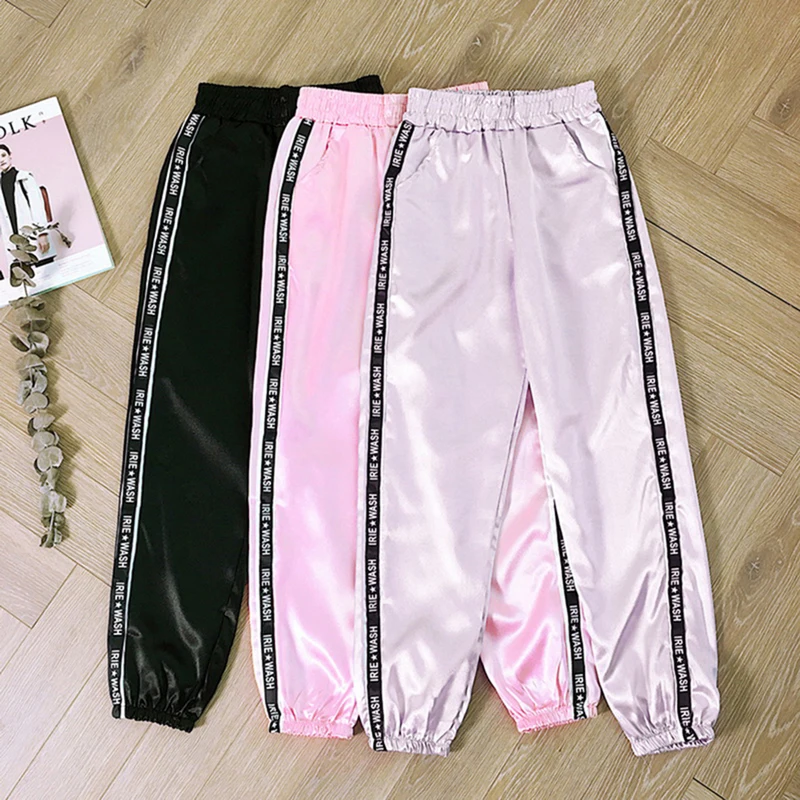 

2020 Fashion Women Big Pocket Satin Highlight Pants Glossy Sport Ribbon Trousers BF Harajuku Joggers Sports Pants Gym Leggings