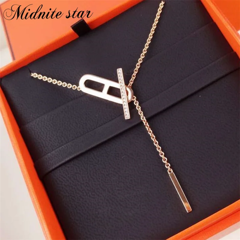 

Midnite Star 2019Sterling silver H pig nose rose gold Joker gift clavicle chain sterling silver ladies necklace bracelet fashion