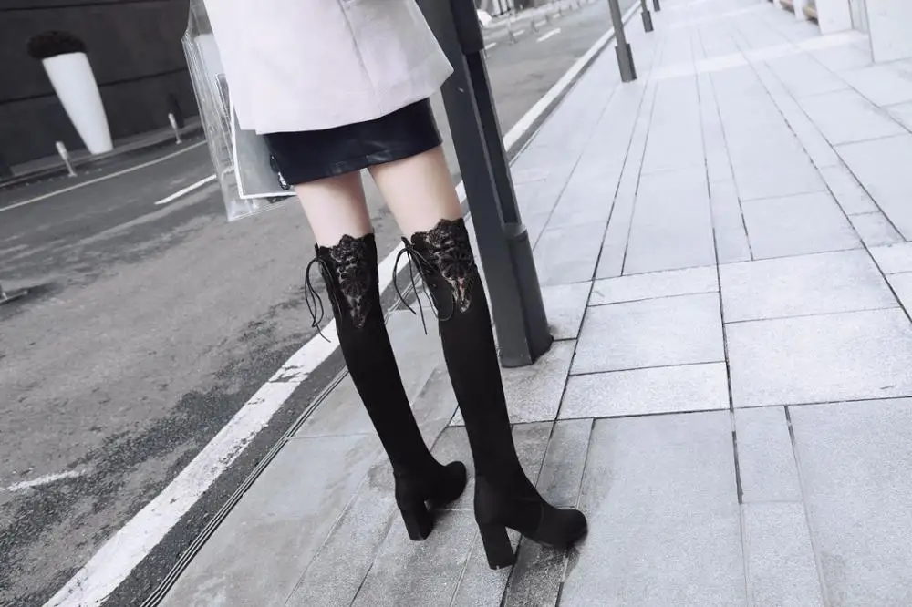 Новое поступление nueva moda salvaje de encaje Sobre las botas de la rodilla con botas de gamuza botas de mujer de gran tamamino