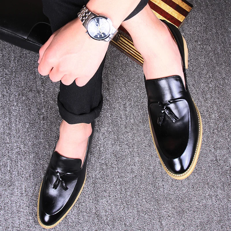 Herenschoenen zapatos charol hombre обувь на плоской подошве комфортная Мужская sapatos sociais masculinos Водонепроницаемые кожаные лоферы с кисточками