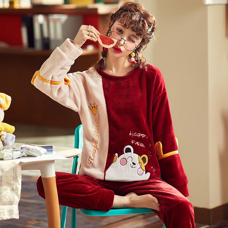 Зимний женский пижамный комплект, толстая Фланелевая пижама с длинными рукавами и принтом, длинная Пижама, милая простая теплая Пижама, 2 комплекта, красная пижама - Цвет: Бежевый