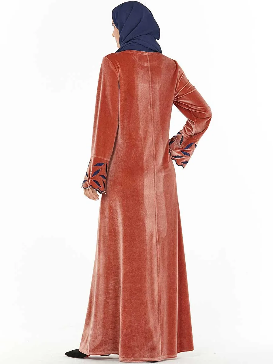 12179243984_1914155520