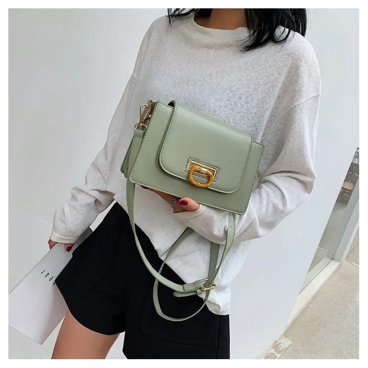 

Summer 2019 new fashion lock small square bag Korean version of simple shoulder slung women's bags