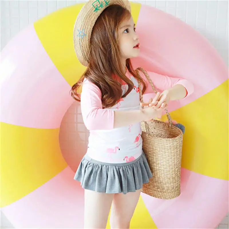 Children's girls two-piece swimming suit Children's long sleeve protective fashionable swimsuit 2-10 years old
