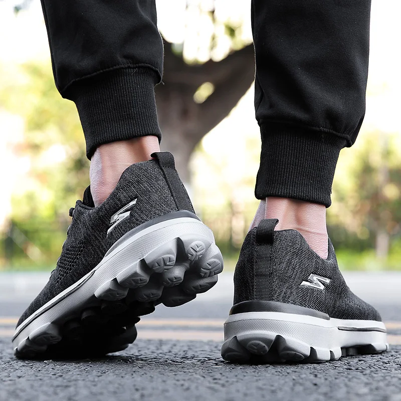 Air mesh sports running shoes Breathable sports shoes Men's comfortable walking Comfortable jogging shoes Men's sports shoes