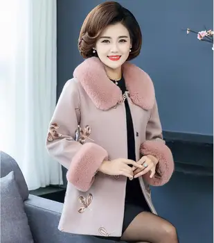 

Winter woolen jacket for middle-aged women in 2020 40-year-old 50-year-old mother winter embroidered woolen collar coat thick