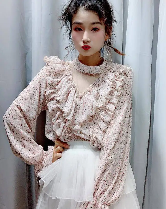 Heydress Весенняя женская цветочная Элегантная блузка с v-образным вырезом Женская открытая рубашка с рукавом-бабочкой женская блузка с принтом уличные Топы
