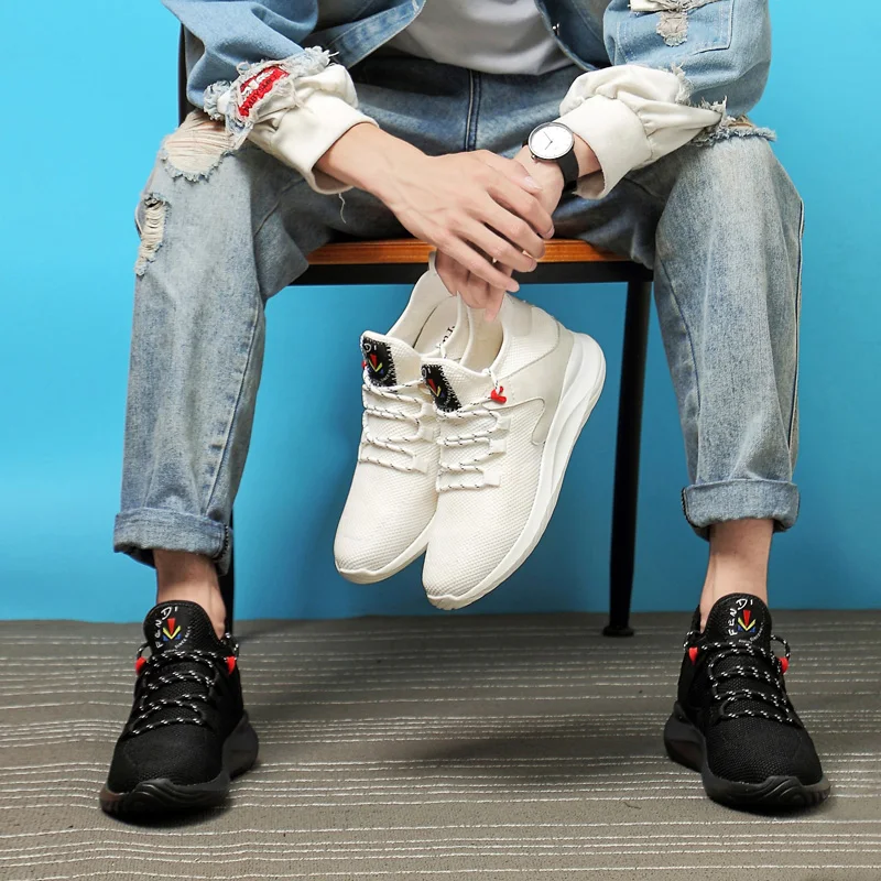 

Higher fly woven sneakers with a surface within the pedal movement shoes men's shoes joker trend of youth students