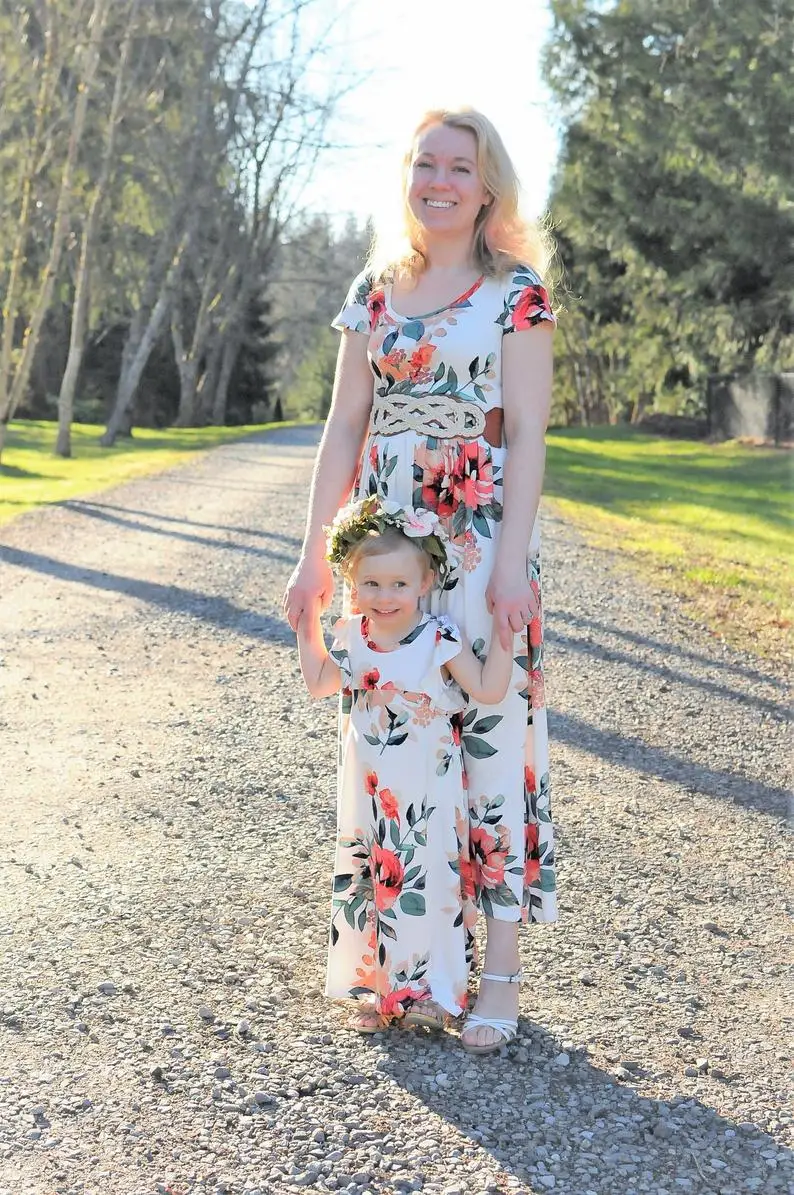 Vestido de manga corta para madre e hija, ropa a juego con estampado Floral para  madre e hija, 2022 - AliExpress
