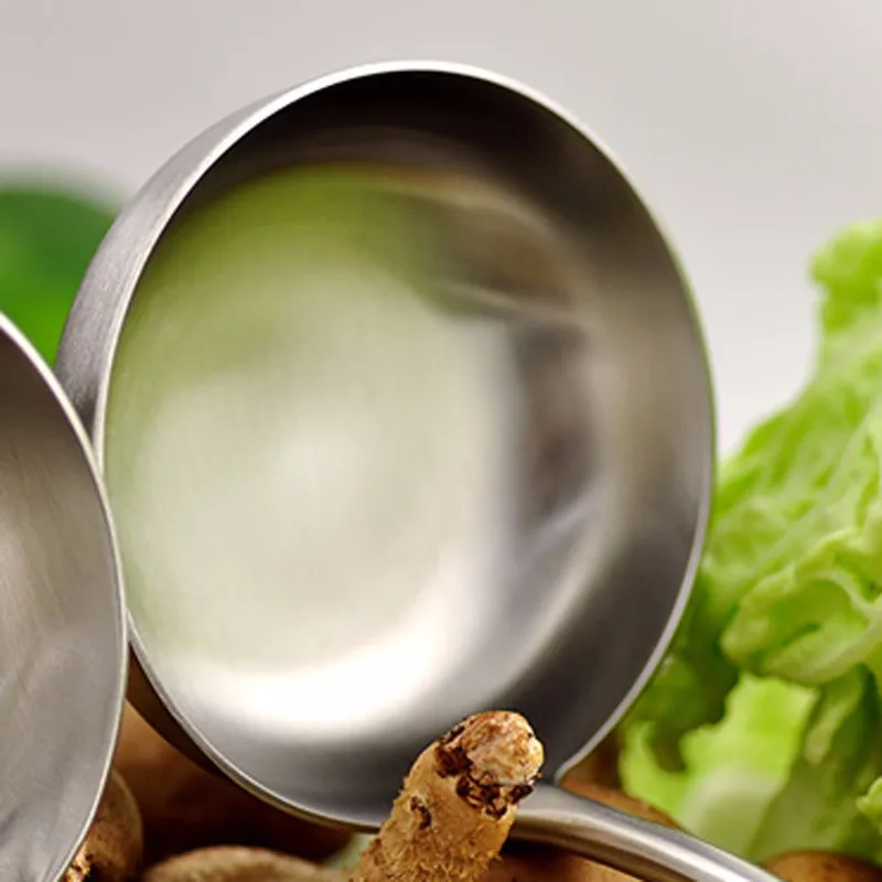 Spoon and colander (6)