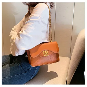 

Chain Shoulder Bag Women Flower Lock Design Crossbody Bags 2020 PU Leather Zipper Brown Handbag For Ladies High Quality MM50044