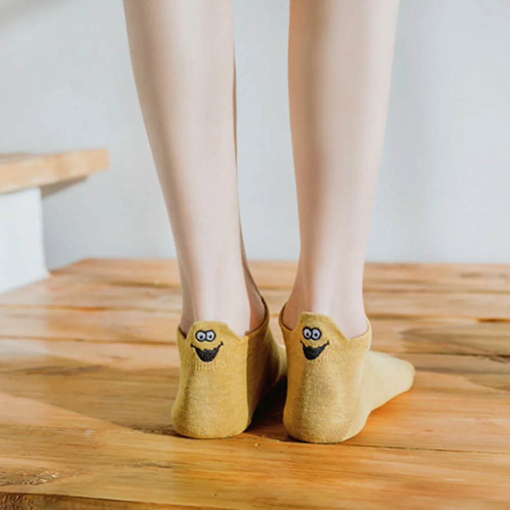 Kawaii Women Socks Funny Expression Embroidered Ankle Socks Cotton Summer Autumn Short Socks Cute Face Emoticon Sox Female