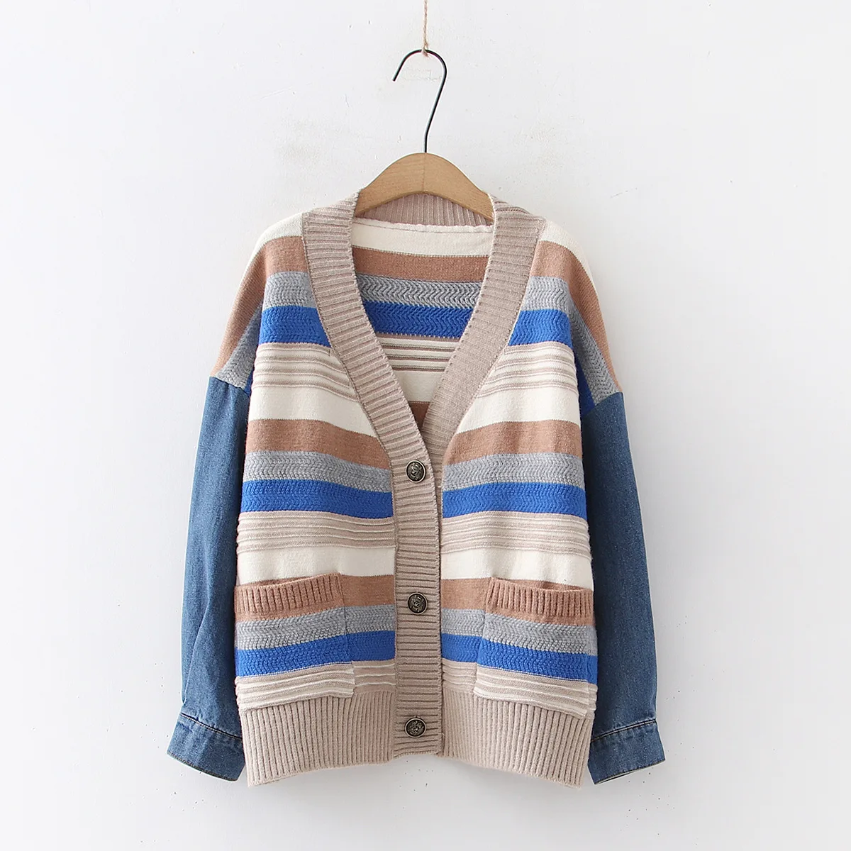 

Cowboy Sleeve Joint Coat Blouses Loose Retro Sweater Cardigan Laziness by Age Contrast Color Sweater S29049