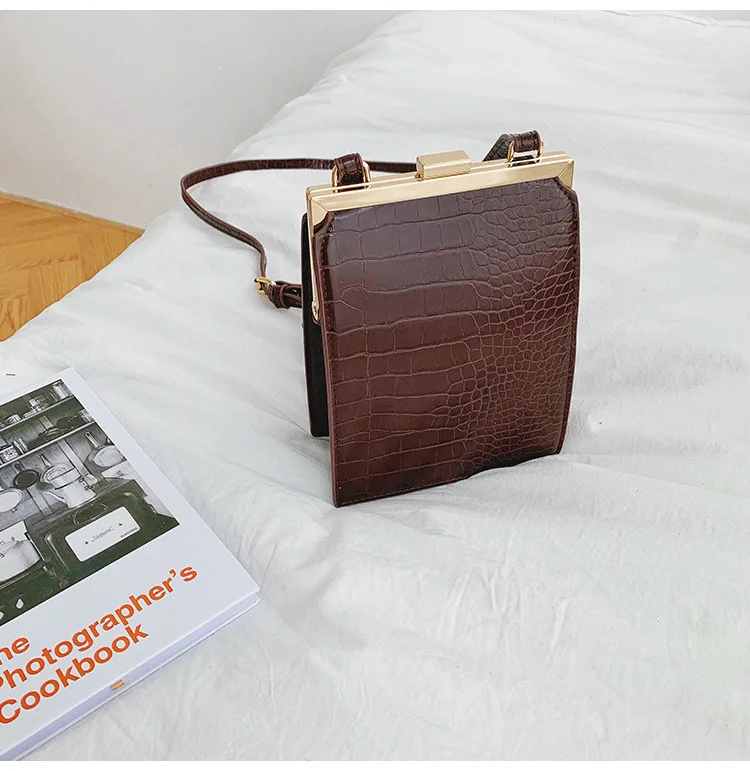 Женская мини-сумка с клипсой, новинка, повседневная брендовая сумка через плечо с крокодиловым узором, маленькая качественная сумка-мессенджер
