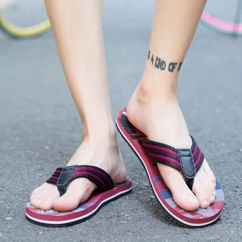 

Light non-slip soft bottom flip-flops male slippers summer students sandals men beach Korean beach sandals