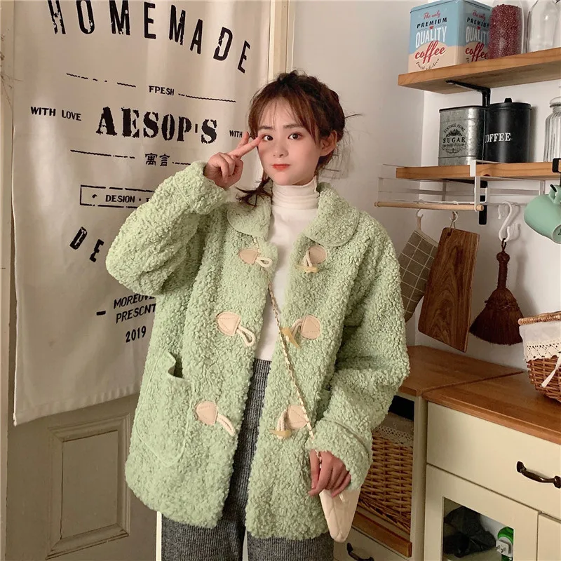 Light Green Женское зимнее пальто с имитацией ягненка для девочек-подростков, Студенческая куртка с роговыми пряжками и длинными рукавами, Повседневная Верхняя одежда с кукольным воротником в консервативном стиле - Цвет: Light Green