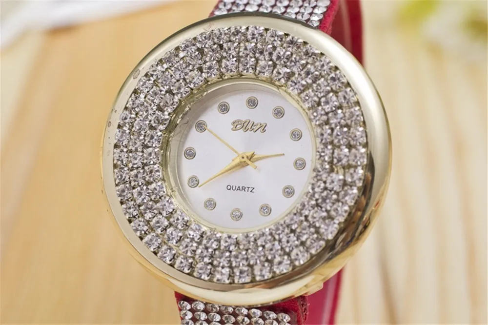 2233505871_1648569218